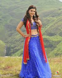 Uppena heroine krithi shetty also know as advaitha professionally, she is also appearing in some upcoming kannada and tamil movies. Pin On Indian Navel