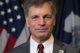 Governor Gordon Signs Education Voucher Bill Into law