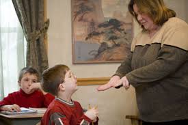 When gwyneth was eleven, the family moved to massachusetts, where her father. Hossli Com Zu Hause Zur Schule
