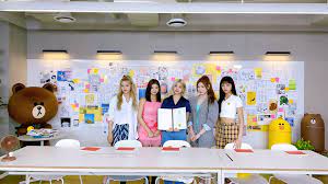 Check out the initial rough sketches of their designs and . Itzy On Twitter Itzy X Line Friends 2020 07 12 Sun 2 30pm Kst Https T Co Fj1cf9wmp3 Itzy ìžˆì§€ Itzyofficial Midzy ë¯¿ì§€ Linefriends Creativeacademy Entranceceremony Linefriends Https T Co Igllqt68tg