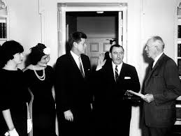 Jun 15, 2021 · a kinder, gentler us empire is not possible by caitlin johnstone. Madame Speaker Nancy Pelosi Bleibt An Der Macht