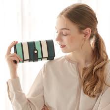 クレリア Clelia 財布 長財布 レディース 大容量 おしゃれ 大きめ アコーディオン フラップ ストライプ 合皮 カラフル Clelia  クレリア ベレッサ CL－10262 （ティラミス） -靴＆ファッション通販 ロコンド〜自宅で試着、気軽に返品