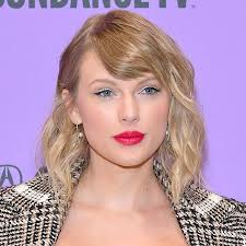 Click here to see how your favorite celebrities are wearing the hairstyle trend today. Side Swept Bangs 10 Fringe Hairstyle Looks We Love Beauty Crew