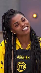 Katherine Ibarguren Corriendo Con La De Master Chef