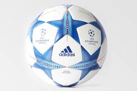 C'est 20 points et ça va faire toute la différence. Voici Le Ballon Officiel De La Prochaine Ligue Des Champions 2015 2016