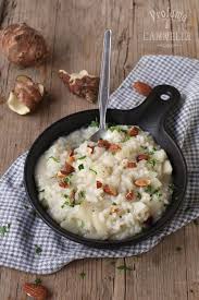Risotto Al Topinambur Con Parmigiano E Mandorle Tostate Risotto Idee Alimentari Cibo Etnico