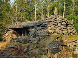 Inspiration Cledes Des Cevennes Et De Haute Ardeche Maison De Conte De Fees Maisons Naturelles Maison En Pierre
