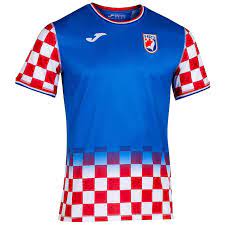 Joma romania, partenerul de succes al sportului românesc, este pe piața echipamentelor sportive de mai bine de 20 de ani. Joma Croatia Home 2019 Blue Buy And Offers On Goalinn
