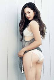 Mackenzie Rosman breasts revealed in captivating shots