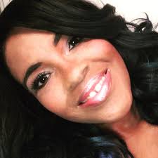 Hunny!!!! This wig is everything!! Tonight's look was brought to you by  Easy Couponing with Theresa ❤️