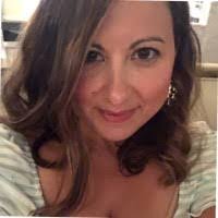 Kelly Freeborn's Instagram, Twitter & Facebook