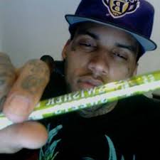 Stream Dave Holding music