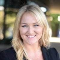 Tami Baumann's Instagram, Twitter & Facebook