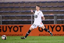 Lille foot product photography and illustrations have been reproduced as accurately as print and web technologies permit. Feature Why Domagoj Bradaric Is Losing Out To Reinildo At Lille Get French Football News