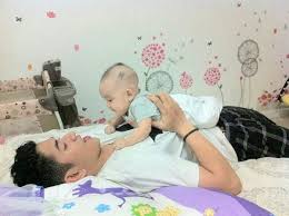 Jadi wakti itu gue coba ngeprank si syakir, tapi di luar dugaan sampe akhirnya dia kesel beneran bahkan sampe buka. Ka Zikri Ka Zikri Ngefans Banet Sama Kakak Pap Sama Aira Doongs Hahahahahahahaha Fanszikri Ceritanya Gaingetumur Ask Fm Zikridaulay