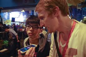 自創網媒補英文新聞不足—專訪HKFP總編Tom Grundy — 《大學線》