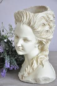 Bust Of Girl Pots Of Concrete Josephine For Home And Garden Zakazat Na Yarmarke Masterov Hm8f9com Statuetki Azov Statuetka Cvety Skulptura In 2020 Outdoor Wall Art Garden Art Head Planters