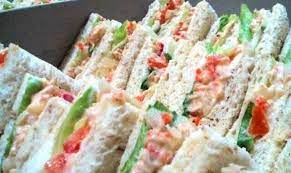 Bisa diberikan untuk sarapan atau bekal sekolahnya. Sedapnya Sandwich Tuna Dan Telur Dari Dapur Kak Tie