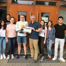 Sich selbst eine Stimme verschafft