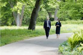 Aceasta este a cincea vizită a maiei sandu peste hotarele țării, de la preluarea mandatului de președinte. Moldpres News Agency La Berlin Maia Sandu A Avut O Intrevedere Cu PreÈ™edintele Republicii Federale Germania