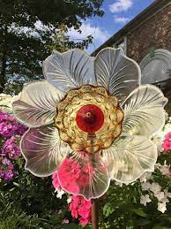 Discover beautiful & functional glass art for daily use or home decor. Pin On Glass Garden Flowers