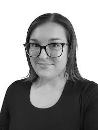 Laura Gould's Instagram, Twitter & Facebook