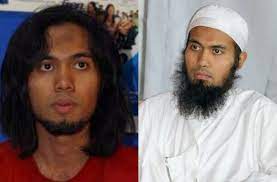 Suatu siang di bandara soekarno hatta. Lama Tak Muncul Inilah Penampilan Sakti Mantan Gitaris Sheila On 7 Sudutpandang Id