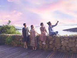 中国大妈”旅游拍照标准动作集萃！炫翻天！ | www.wenxuecity.com