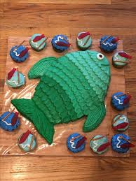 This makes a nice big cake! Best 25 Fishing Birthday Cakes Ideas On Pinterest Fishing Cakes Gone Fishing Cake Fish Cake Birthday Birthday Cake Kids Boys Fishing Themed Birthday Party
