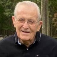 My Dad Bill Fahey passed away 12/22/21. A long time Barefoot Bay resident,  a parishioner of St Luke's church. A member of The Irish American Club and  Computer Club for many years.