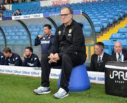 1.84 m (6 ft 0 in) playing position(s): Revealed The Reason Why Marcelo Bielsa Sits On Buckets During Football Games Citi Sports Online