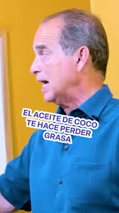 Empieza a quemar grasa suplementando a tu cuerpo con aceite de coco. ,  #franksuarez #aceitedecoco #metabolismo #saludable #quemargrasa