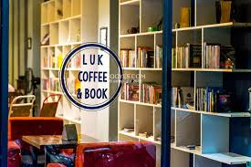 8/5 x 45 = 72 buah. 7 Kafe Untuk Kerja Sambil Berwisata Di Jogja Suasana Baru Semangat Baru