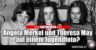 Find the perfect alfred jung stock photos and editorial news pictures from getty images. Angela Merkel Und Theresa May Auf Einem Gemeinsamen Jugendfoto