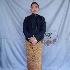 Ini deretan pakaian adat jawa tengah masih digunakan untuk. Pakaian Adat Beskap Pria Laki Laki Jawa Solo Shopee Indonesia
