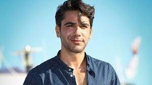 Kadir doğulu kaç yaşında?kadir doğulu 19.04.1982 doğumlu ve 34 yaşındadır. Kadir Dogulu Kimdir Kadir Dogulu Nereli Ve Kac Yasinda Magazin Haberleri