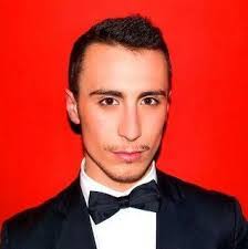 Hector Caro's Instagram, Twitter & Facebook