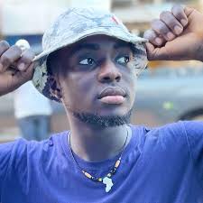 70' Subs for Manchester City.. Phil Foden out Omar Marmoush in 🔵 1-3 🟡