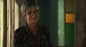 After being evicted from their home, a single mother and her two children are forced to move to a decayed farmhouse in summerville, oklahoma, left to them by the children's late grandfather, where a series of unexplained earthquakes are occurring despite not being situated on any fault and strange things are. Cibpxvwjjy7cum