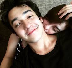 Nora alexandra beri dukungan pada aska ongi hadapi kasus dengan aliff alli khan baca selanjutnya: Aliff Alli Cinta Dari Surga Tak Takut Karirnya Merosot Karena Nikah Di Usia Muda Tabloidbintang Com