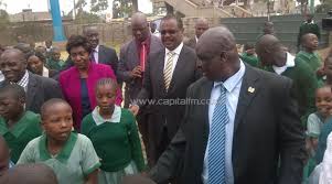 Ngilu doğdu mbooni , makueni i̇lçe o eğitim gördü 1952 yılında alliance kız lisesi , daha sonra da sekreter olarak çalıştı kenya merkez. Tough Talking Ngilu Swazuri Kidero Visit Grabbed Land Capital News