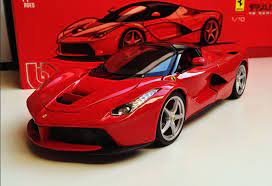 1 18 Burago Ferrari Laferrari F70 Signature Series Red Diecast Car Model Burago Ferrari Ferrari F1 Ferrari Diecast Model Cars