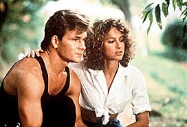 She then fills in as johnny's dance partner and it is as he is teaching her the dance routine that they fall in love. Dirty Dancing Fortsetzung Bestatigt Jennifer Grey Arbeitet An