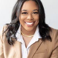 Trina Parker's Instagram, Twitter & Facebook