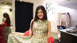 Customers pay a certain amount to rent a specific piece of clothing for a specific period of time. Rent Lehenga On Rent For Wedding Mehendi Sangeet Flyrobe Youtube