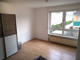 Die wohnung liegt im 2.og eines denkmalgeschützten mehrfamilienhauses und verfügt über eine wohnfläche von ca. 2 Zimmer Wohnung Zu Vermieten Grunewaldstrasse 4 93053 Regensburg Kasernenviertel Mapio Net