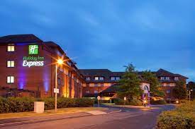 Holiday inn® birmingham airport hotel is 2 miles from birmingham airport (bhx). Holiday Inn Express Nec Hotel Close To The Nec With Park And Fly Deals