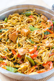 Chicken Lo Mein Homemade Takeout Style Recipe Recipes Pasta Dishes Pasta Recipes