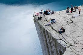 Preikestolen is a pulpit rock. Bilder Preikestolen Und Lysefjord Norwegen Franks Travelbox