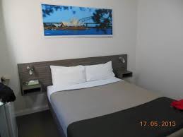 The hotel has 46 rooms with air conditioning/central heating and other facilities such as: Standard Double Bed Leisure Inn Sydney Central Picture Of Leisure Inn Sydney Central Tripadvisor